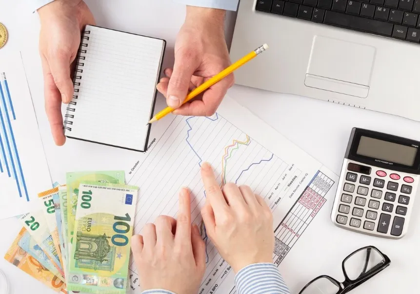 Jak wybrać pożyczkę dla spółki z o.o., żeby realnie poprawić płynność, a nie zwiększyć ryzyko?